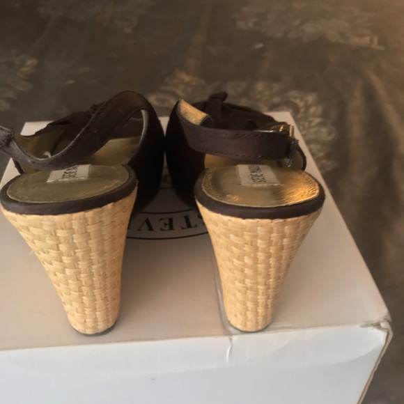 Steve Madden new Peep toe wedge - Picture 7 of 8